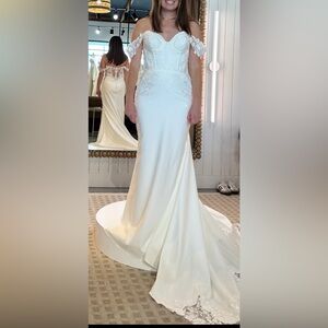 Luv Bridal fitted with bodice top Wedding Dress